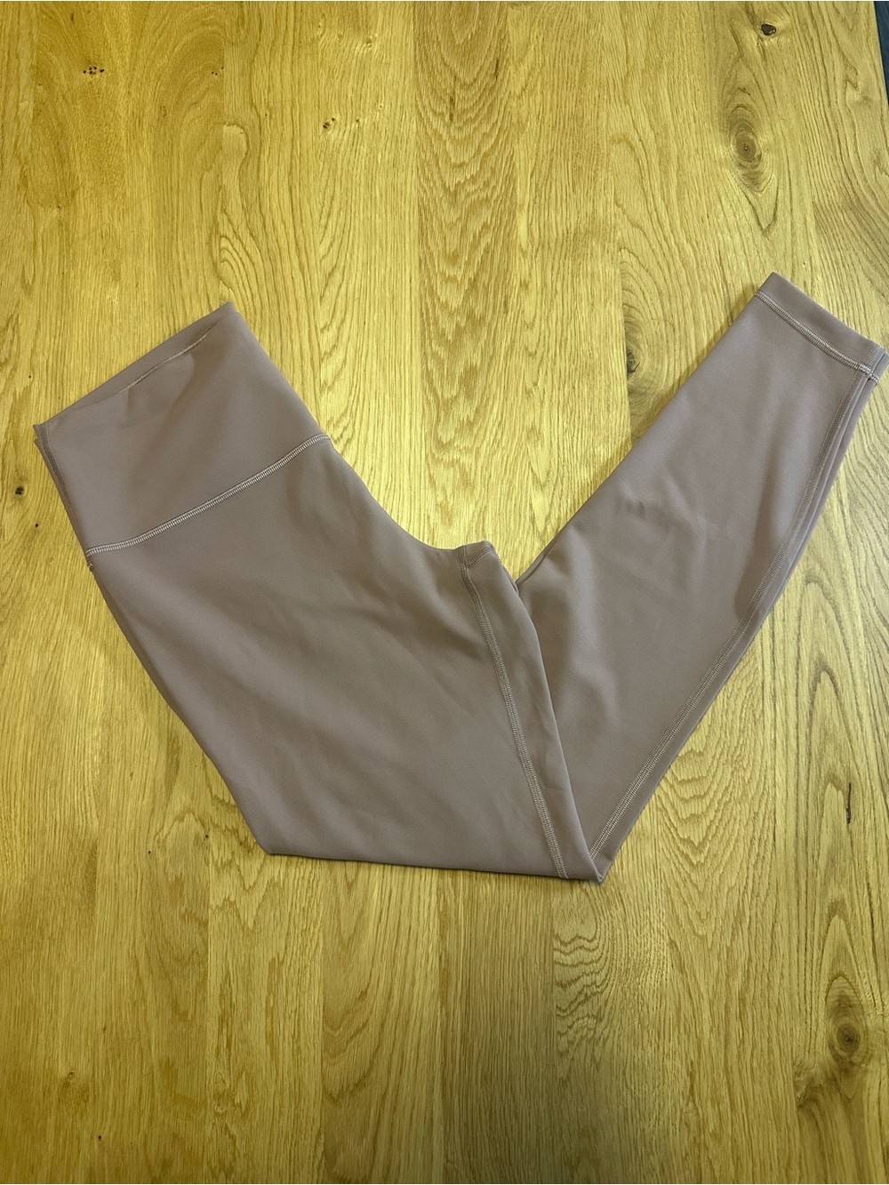 lululemon athletica Women’s Wunder Train High-Rise Leggings in Violet Verbena